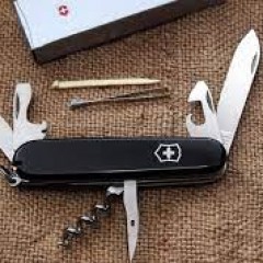 Нож VICTORINOX SPARTAN 1.3603.3